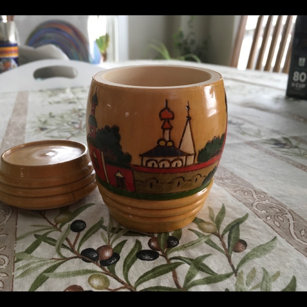 Vintage Russian trinket box.